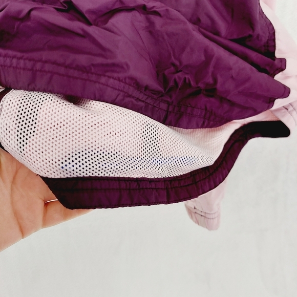 New Balance Women's Track Jacket Full Zip-Up Windbreaker 3029 - Picture 7 of 10